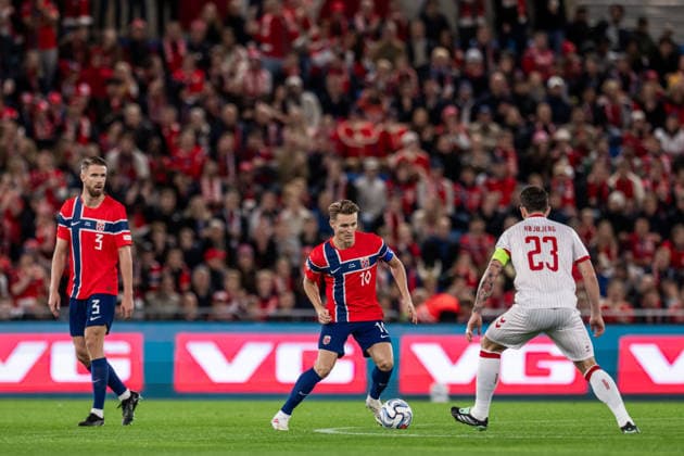 260924 Martin odegaard of Norway during the Nations League football match between Norway and Denmark on September 24, 2026 in Oslo. Photo: Vegard Grott BILDBYRAN kod VG VG1005 bbeng fotboll football soccer fotball nations league landskamp norge norway danmark denmark Copyright: VEGARDxGRoTT BB260924VG022