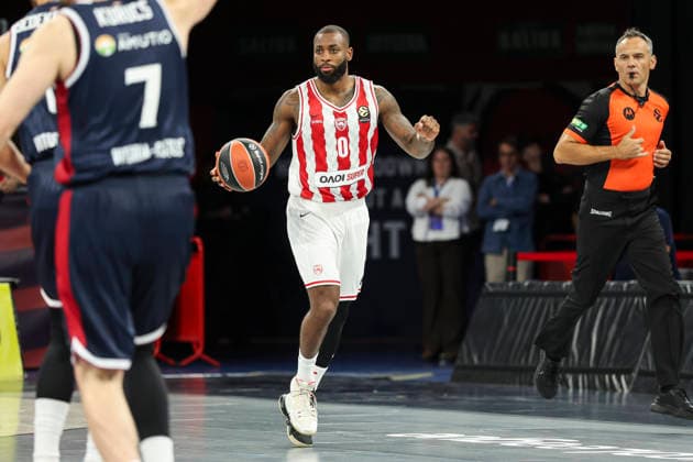 September 24, 2026, Vitoria-Gasteiz, Alava, Spain: Codi Miller-Mcintyre of Olympiacos Piraeus in action during the Turkish Airlines EuroLeague Regular Season Round 01 match between Baskonia Vitoria Gasteiz and Olympiacos Piraeus at Fernando Buesa Arena on September 24, 2026 in Vitoria-Gasteiz, Spain. Vitoria-Gasteiz Spain - ZUMAa181 20260924_zaa_a181_037 Copyright: xIrinaxR.xHx