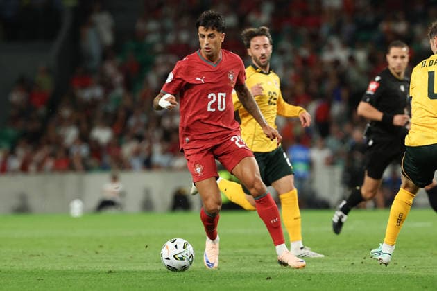Lisbon, Portugal - September 24: Joao Cancelo (Portugal) in action, with the ball during the UEFA Nations League 2026 27 League Phase Matchday 1 match between Portugal and Wales at Estadio Jose Alvalade on September 24, 2026 in Lisbon, Portugal Copyright: HMBxMedia JoaquimxFerreira