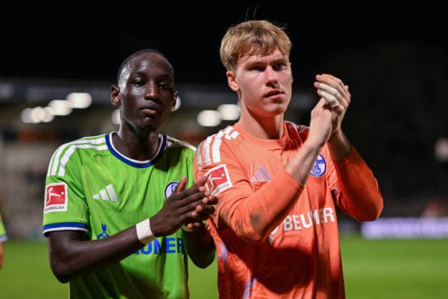 24.09.2026, Fussball, Saison 2026 2027, Testspiel, Rot-Weiß Oberhausen - FC Schalke 04, Paul Ndiaye (FC Schalke 04 ) , Kyrylo Khadasevych (U19 FC Schalke 04) xRHR-FOTO YYx Copyright: KROEGER RHR-FOTOx RHR-FOTO YY