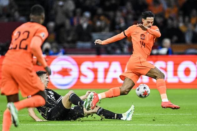 AMSTERDAM - Nico Schlotterbeck of Germany, Tijjani Reijnders of the Netherlands (lr) during the UEFA Nations League match between the Netherlands and Germany at the Johan Cruijff ArenA on 24 September 2026 in Amsterdam, the Netherlands. ANP OLAF KRAAK UEFA Nations League 2025 26 xVIxANPxSportx xxANPxIVx 569963634 originalFilename: 569963634.jpg