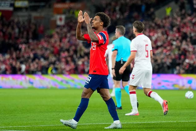Soccer, Men s Nations League Norway Denmark Oslo 20260924 Oscar Bobb scores the 1-0 goal during the Nations League soccer match between Norway and Denmark at Ullevaal Stadium. Photo: Fredrik Varfjell, NTB, Oslo, Norway. EDITORIAL USE ONLY. RESTRICTED USE FOR BETTING. COMCOMPANIES  Copyright: xFredrikxVarfjellx xNTBx