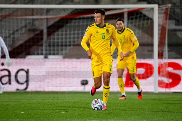 Gvidas Gineitis (Litauen, 15) am Ball , Liechtenstein, UEFA , Nations League, 1. Spieltag, Liechtenstein vs. Litauen, 24.09.2026, Vaduz Rheinpark Stadion Liechtenstein Copyright: xGrantxHubbsx