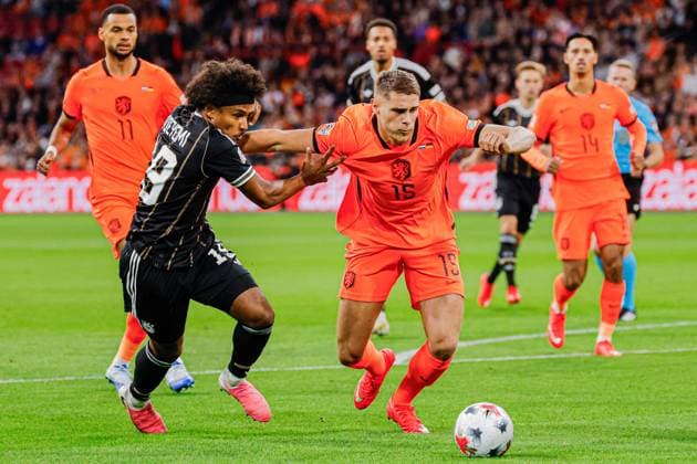 AMSTERDAM - Karim Adeyemi of Germany battles for possession with Micky van de Ven of the Netherlands during the UEFA Nations League match between the Netherlands and Germany at the Johan Cruijff ArenA on 24 September 2026 in Amsterdam, the Netherlands. MARCEL TER BALS ANP UEFA Nations League 2026 27 xVIxANPxSportx xMarcelxterxBalsxIVx 569965327 originalFilename: 569965327.jpg