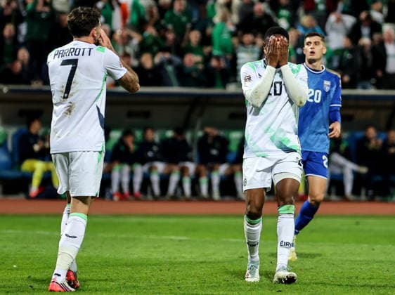 UEFA Nations League Group Stage, Fadil Vokrri Stadium, Pristina, Kosovo 24 9 2026 Kosovo vs Republic of Ireland Ireland s Troy Parrott and Chiedozie Ogbene react during the game Troy Parrott and Chiedozie Ogbene react during the game 24 9 2026  Copyright: xx RB2_2137