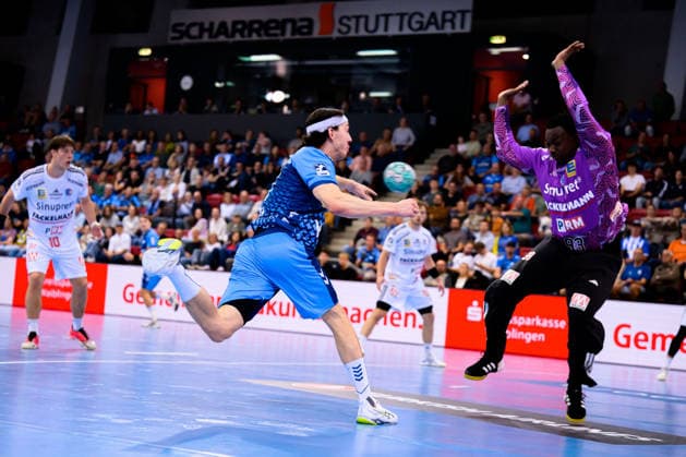 Stuttgart: HBL - 26 27 - DHB-Pokal - TVB Stuttgart - HC Erlangen Kasper Thorsen Lien (Stuttgart) Stuttgart Scharrena Baden-Württemberg Deutschland