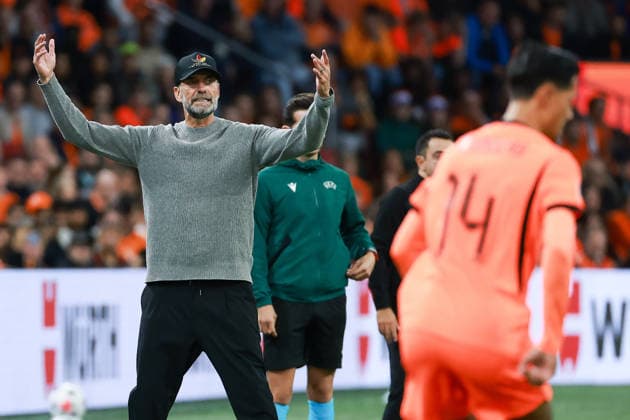 UEFA Nations League - 26 27 - Niederlande - Deutschland am 24.09.2026 in der Johan-Cruyff-Arena in Amsterdam, Trainer Jürgen Juergen Jurgen Klopp (Deutschland) reagiert an der Seitelinie.
