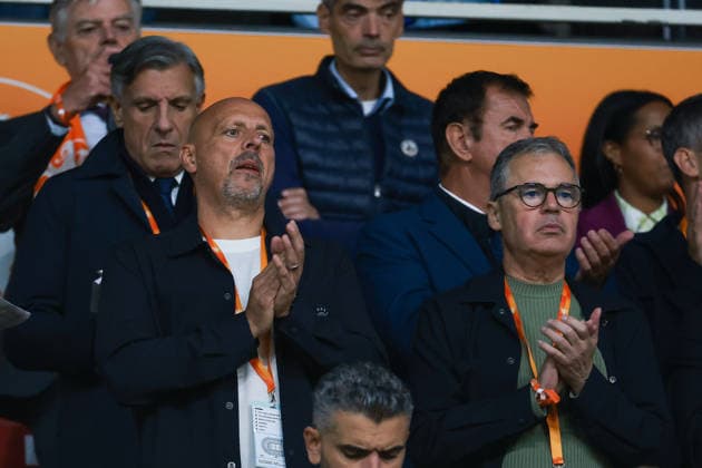 UEFA Nations League - 26 27 - Niederlande - Deutschland am 24.09.2026 in der Johan-Cruyff-Arena in Amsterdam, Marc Kosicke (Berater Trainerteam, Deutschland) und Andreas Rettig (DFB Geschaeftsfuhrer vor dem Spiel.