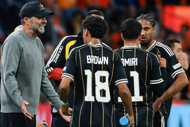 UEFA Nations League - 26 27 - Niederlande - Deutschland am 24.09.2026 in der Johan-Cruyff-Arena in Amsterdam, Trainer Jürgen Juergen Jurgen Klopp (Deutschland) gibt der Mannschaft Anweisungen.
