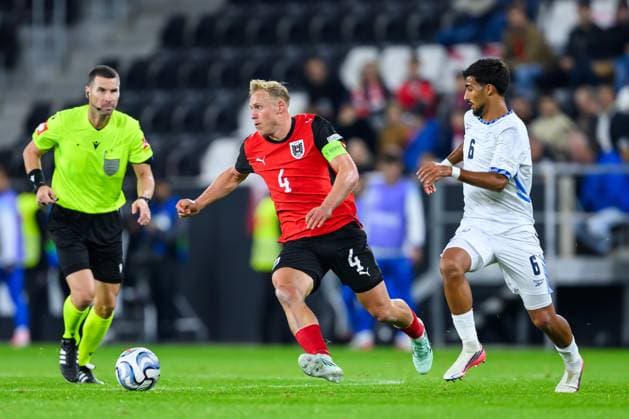 SOCCER - NL, AUT vs ISR LINZ,AUSTRIA,24.SEP.26 - SOCCER - UEFA Nations League, group stage, OEFB international match, Länderspiel, Nationalmannschaft Austria vs Israel. Image shows Xaver Schlager (AUT) and Yarin Levi (ISR).  GEPAxpictures xChristianxMoser