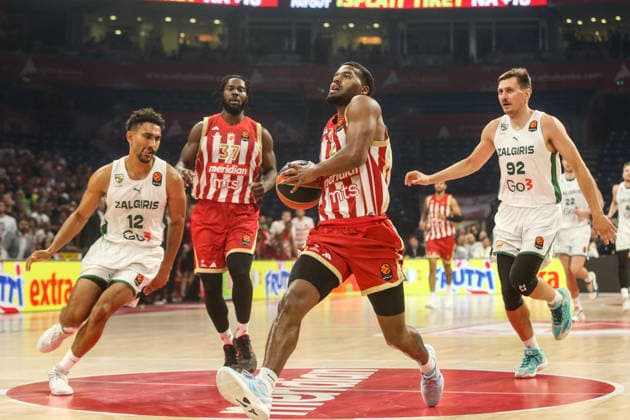 Crvena Zvezda Belgrade v Zalgiris Kaunas - EuroLeague BELGRADE, SERBIA - SEPTEMBER 24: Players in action during EuroLeague Basketball Regular Season Round 1 game between Crvena Zvezda Belgrade v Zalgiris Kaunas at Belgrade Arena on September 24, 2026 in Belgrade, Serbia. Filip Stevanovic Anadolu Belgrade Serbia. Editorial use only. Please get in touch for any other usage.  Copyright: x2026xAnadoluxFilipxStevanovicx