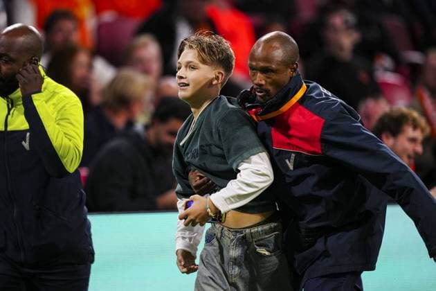 AMSTERDAM , 24-09-2026 , JohanCruyff Arena , season 2026 2027 , UEFA Nations League football , Match between The Netherlands and Germany , picture shows a fan on the field Netherlands - Germany  x207516415x Copyright: