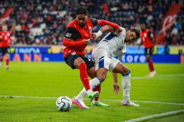 SOCCER - NL, AUT vs ISR LINZ,AUSTRIA,24.SEP.26 - SOCCER - UEFA Nations League, group stage, OEFB international match, Länderspiel, Nationalmannschaft Austria vs Israel. Image shows Phillip Mwene (AUT) and Anan Khalaili (ISR).  GEPAxpictures xManuelxBinder