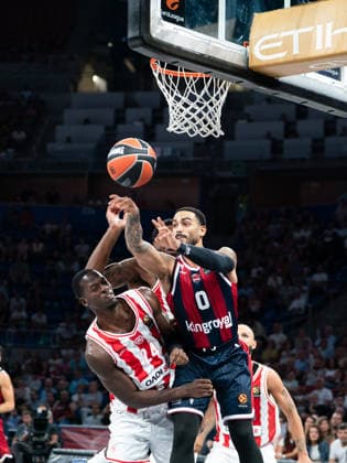 ESP: Euroleague Baskonia v Olympiacos BC Markus Howard of Baskonia during the Euroleague match, between Baskonia v Olympiacos BC played at Buesa Arena Stadium on September 24 2026 in Vitoria Spain VITORIA Spain Basketball Copyright: xAgenciaxLOFx