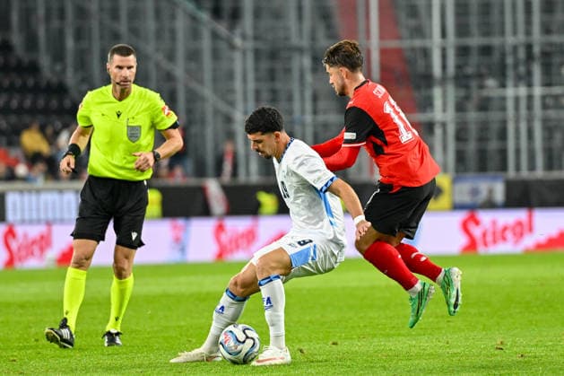 24.09.2026, Oberoesterreich Arena Linz, AUT, Uefa Nations League 2026 27 Group B - Oesterreich vs Israel, im Bild Dor Turgeman (ISR) vs Romano Christian Schmid (AUT) UEFA Nations League 2026 27 Group B Match between Austria and Israel in Linz, Austria on 2026 09 24 Linz Oberoesterreich Austria