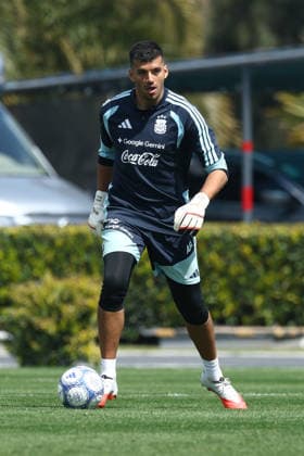 Argentine goakeeper Juan Musso takes part in a training session at AFA (Argentine Football Association) training center in Ezeiza, Buenos Aires Province, on September 24, 2026, ahead of the next friendlys football matchs against Bolivia, Burkina Faso and Benin. EZEIZA ARGENTINA Copyright: xAlejandroxPAGNIx