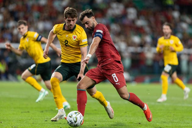 September 24, 2026, Lisbon, Lisbon, Portugal: Portugal and Manchester United, ManU midfielder BRUNO FERNANDES (8) in action during the game for Nations League between Portugal and Wales at Estadio Jose de Alvalade Soccer 2026: Portugal 1:0 Wales  - ZUMAs359 20260924_zsp_s359_240 Copyright: xAlexandrexdexSousax