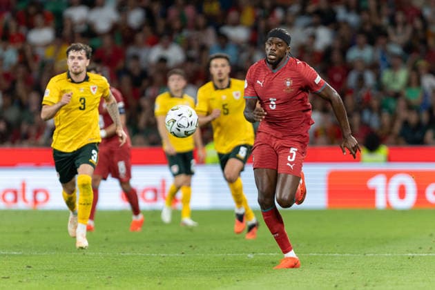 September 24, 2026, Lisbon, Lisbon, Portugal: Portugal and Lazio defender NUNO TAVARES (5)in action during the game for Nations League between Portugal and Wales at Estadio Jose de Alvalade Soccer 2026: Portugal 1:0 Wales  - ZUMAs359 20260924_zsp_s359_242 Copyright: xAlexandrexdexSousax
