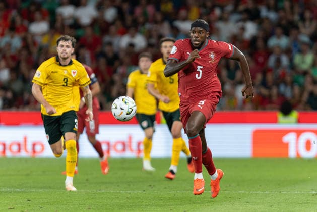 September 24, 2026, Lisbon, Lisbon, Portugal: Portugal and Lazio defender NUNO TAVARES (5)in action during the game for Nations League between Portugal and Wales at Estadio Jose de Alvalade Lisbon Portugal - ZUMAs359 20260924_zsp_s359_243 Copyright: xAlexandrexdexSousax