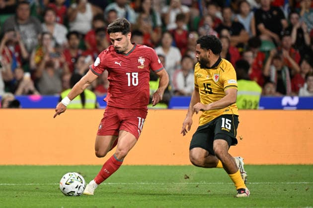 Portugal v Wales - UEFA Nations League LISBON, PORTUGAL - SEPTEMBER 24: Pedro Neto of Portugal in action during the UEFA Nations League 2026 27 Group A4 League Phase match between Portugal and Wales at Estadio Jose Alvalade on September 24, 2026 in Lisbon, Portugal. Alex Juarez Anadolu Lizbon Portugal. Editorial use only. Please get in touch for any other usage.  Copyright: x2026xAnadoluxAlexxJuarezx