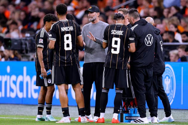 KLOPP Juergen Bundestrainer Team Deutschland mit NMECHA Felix und SCHADE Kevin UEFA Nations League 2026 - 2027 Spiel Holland - Deutschland 1 : 1 am 24.September 2026 in Amsterdam DFL REGULATIONS PROHIBIT ANY USE OF PHOTOGRAPHS as IMAGE SEQUENCES and or QUASI-VIDEO Copyright: xLacixPerenyix