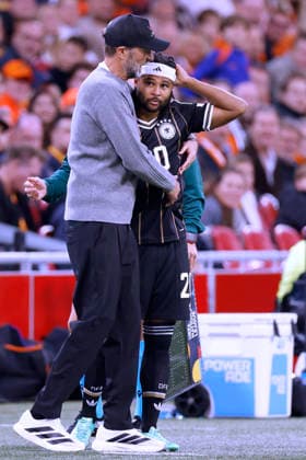 KLOPP Juergen Bundestrainer Team Deutschland bei der Einwechslung von GNABRY Serge UEFA Nations League 2026 - 2027 Spiel Holland - Deutschland 1 : 1 am 24.September 2026 in Amsterdam DFL REGULATIONS PROHIBIT ANY USE OF PHOTOGRAPHS as IMAGE SEQUENCES and or QUASI-VIDEO Copyright: xLacixPerenyix