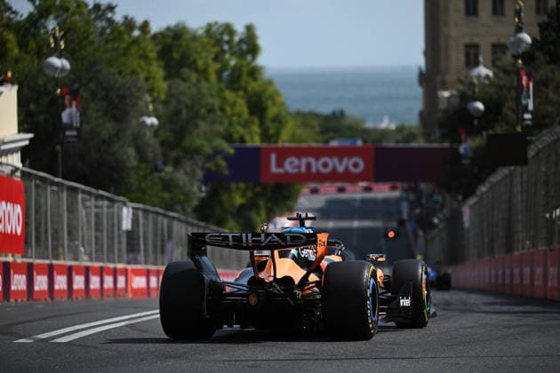 F1 - AZERBAIJAIN GRAND PRIX 2026 81 PIASTRI Oscar (aus), McLaren F1 Team MCL40, action during the 2026 Formula 1 Azerbaijan Grand Prix, 15th round of the 2026 Formula One World Championship, WM, Weltmeisterschaft from September 24 to 26, 2026 on the Baku City Circuit, in Baku, Azerbaijan - BakuAzerbaijan  Copyright: xDPPIx