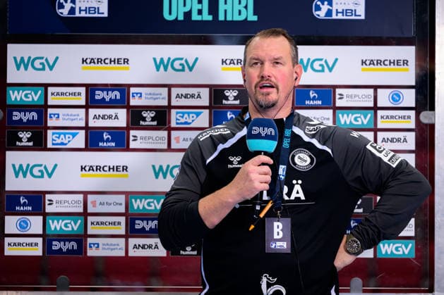Stuttgart: HBL - 26 27 - DHB-Pokal - TVB Stuttgart - HC Erlangen Trainer Misha Kaufmann (Stuttgart) im DYN Interview Stuttgart Scharrena Baden-Württemberg Deutschland