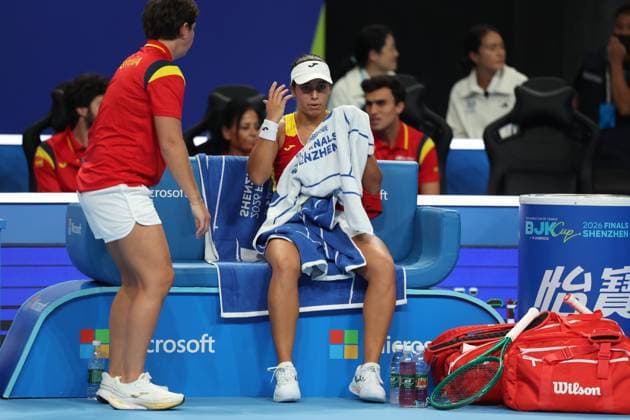 Spanish Captain Carla Suarez Navarro gestures during the tennis match between Jessica Bouzas Maneiro of Spain and Karolina Muchova of Czech Republic in the Semi Finals of the Billie King Cup tournament, on Friday 25 September 2026 in Shenzhen, China. VIRGINIExLEFOUR  x187781238x