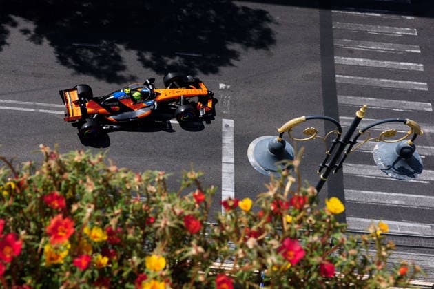 F1 - AZERBAIJAIN GRAND PRIX 2026 01 NORRIS Lando (gbr), McLaren F1 Team MCL40, action during the 2026 Formula 1 Azerbaijan Grand Prix, 15th round of the 2026 Formula One World Championship, WM, Weltmeisterschaft from September 24 to 26, 2026 on the Baku City Circuit, in Baku, Azerbaijan - BakuAzerbaijan  Copyright: xDPPIx