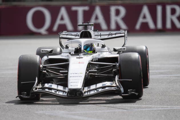 FORMULA 1 AZERBAIJAN GRAND PRIX 2026 Sergio Perez (MEX) 11 Cadillac F1 Team in practice during the Formula 1 Qatar Airways Azerbaijan Grand Prix 2026, Round 15 of the 2026 Formula 1 World Championship, WM, Weltmeisterschaft from 24th - 26th September 2026 at the Baku City Circuit, Baku, Azerbaijan. Credit: Robbie Hoad Every Second Media Editorial use only. All images are copyright Every Second Media Limited. No images may be reproduced without prior permission. Copyright: xIMAGO EveryxSecondxMediax ESM-2183-0322 RobbiexHoadx xEveryxSecondxMediax
