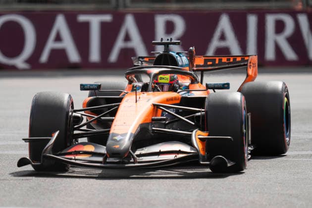 FORMULA 1 AZERBAIJAN GRAND PRIX 2026 Oscar Piastri (AUS) 81 McLaren in practice during the Formula 1 Qatar Airways Azerbaijan Grand Prix 2026, Round 15 of the 2026 Formula 1 World Championship, WM, Weltmeisterschaft from 24th - 26th September 2026 at the Baku City Circuit, Baku, Azerbaijan. Credit: Robbie Hoad Every Second Media Editorial use only. All images are copyright Every Second Media Limited. No images may be reproduced without prior permission. Copyright: xIMAGO EveryxSecondxMediax ESM-2183-0323 RobbiexHoadx xEveryxSecondxMediax