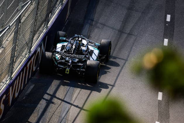 F1 - AZERBAIJAIN GRAND PRIX 2026 63 RUSSELL George (gbr), Mercedes AMG F1 Team W17, action during the 2026 Formula 1 Azerbaijan Grand Prix, 15th round of the 2026 Formula One World Championship, WM, Weltmeisterschaft from September 24 to 26, 2026 on the Baku City Circuit, in Baku, Azerbaijan - BakuAzerbaijan  Copyright: xFLORENTxGOODENx
