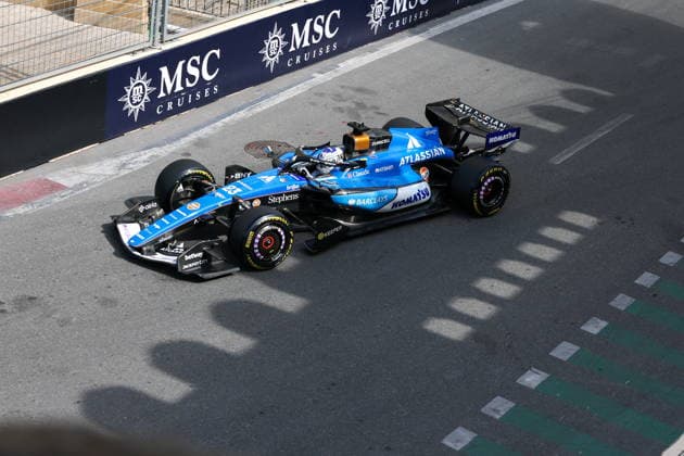 AZERBAIJAN, BAKU - SEPTEMBER 25, 2026: Atlassian Williams driver Alexander Albon is seen during a practice session for the 2026 Formula One Azerbaijan Grand Prix at the Baku City Circuit 2026 Formula One Azerbaijan Grand Prix  - ZUMAt113 20260925_zaa_t113_160 Copyright: xDanilxAikinx