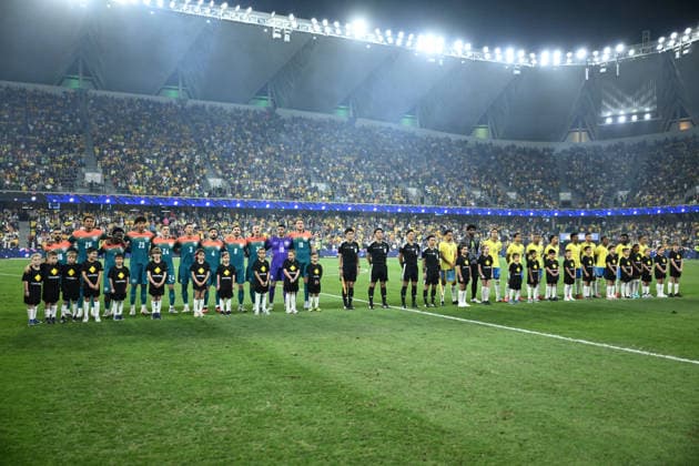 SOCCER AUSTRALIA BRAZIL, Socceroos and Brazil line up ahead of the Queensland Football Series International Friendly, Länderspiel, Nationalmannschaft match between the Socceroos and Brazil at Queensland Country Bank Stadium in Townsville, Friday, September 25, 2026. ( NO ARCHIVING, EDITORIAL USE ONLY TOWNSVILLE QUEENSLAND Australia  Copyright: xMATTxTAYLORx 20260925122024195764