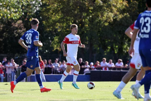 25.09.26 VfB Stuttgart - 1. FC Heidenheim Deutschland, Weinstadt, 25.09.2026, Fussball, Bundesliga, Saison 2026 2027, Testspiel, VfB Stuttgart - 1. FC Heidenheim: Finn Jeltsch (VfB Stuttgart).