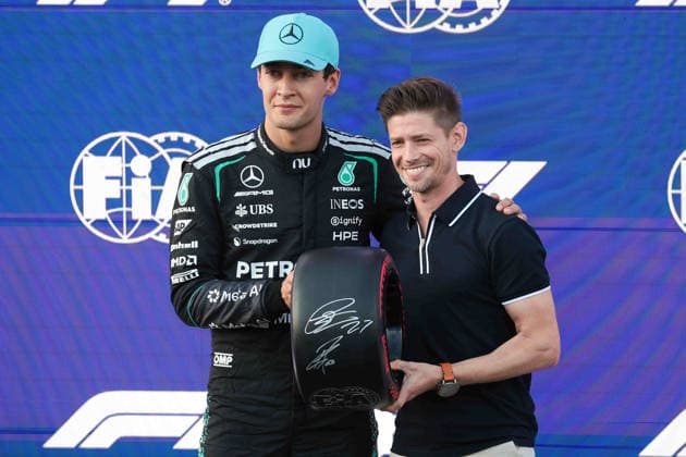 F1 - AZERBAIJAIN GRAND PRIX 2026 RUSSELL George (gbr), Mercedes AMG F1 Team W17, portrait and The Pirelli Pole Position Award presented by Casey Stoneri, two-time MotoGP World Champion. during the 2026 Formula 1 Azerbaijan Grand Prix, 15th round of the 2026 Formula One World Championship, WM, Weltmeisterschaft from September 24 to 26, 2026 on the Baku City Circuit, in Baku, Azerbaijan - BakuAzerbaijan  Copyright: xEricxAlonsox