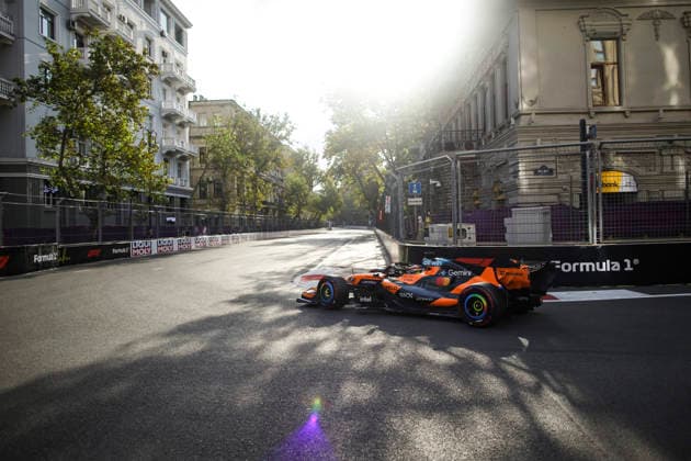 F1 - AZERBAIJAIN GRAND PRIX 2026 81 PIASTRI Oscar (aus), McLaren F1 Team MCL40, action during the 2026 Formula 1 Azerbaijan Grand Prix, 15th round of the 2026 Formula One World Championship, WM, Weltmeisterschaft from September 24 to 26, 2026 on the Baku City Circuit, in Baku, Azerbaijan - BakuAzerbaijan  Copyright: xXavixBonillax