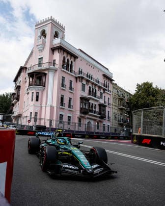 F1 - AZERBAIJAIN GRAND PRIX 2026 14 ALONSO Fernando (spa), Aston Martin F1 Team AMR26, action during the 2026 Formula 1 Azerbaijan Grand Prix, 15th round of the 2026 Formula One World Championship, WM, Weltmeisterschaft from September 24 to 26, 2026 on the Baku City Circuit, in Baku, Azerbaijan - BakuAzerbaijan  Copyright: xALBERTOxVIMERCATIx