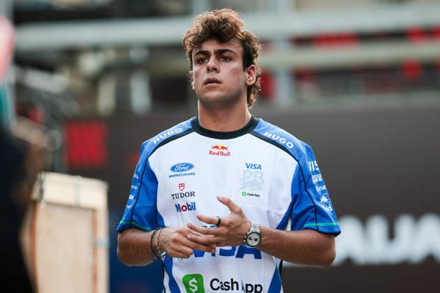 F1 - AZERBAIJAIN GRAND PRIX 2026 LINDBLAD Arvid (gbr), Visa Cash App RB F1 Team VCARB03, portrait during the 2026 Formula 1 Azerbaijan Grand Prix, 15th round of the 2026 Formula One World Championship, WM, Weltmeisterschaft from September 24 to 26, 2026 on the Baku City Circuit, in Baku, Azerbaijan - BakuAzerbaijan  Copyright: xEricxAlonsox