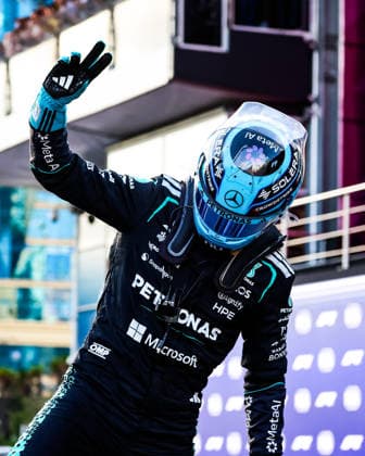 F1 - AZERBAIJAIN GRAND PRIX 2026 RUSSELL George (gbr), Mercedes AMG F1 Team W17, portrait gloves during the 2026 Formula 1 Azerbaijan Grand Prix, 15th round of the 2026 Formula One World Championship, WM, Weltmeisterschaft from September 24 to 26, 2026 on the Baku City Circuit, in Baku, Azerbaijan - BakuAzerbaijan  Copyright: xFLORENTxGOODENx