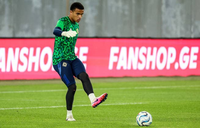UEFA Nations League Group Stage, Boris Paitchadze Dinamo Arena, Tbilisi, Georgia 25 9 2026 Georgia vs Northern Ireland Northern Ireland s Pierce Charles during the warm up ahead of the match Pierce Charles during the warm up ahead of the match 25 9 2026  Copyright: xx Georgia v N Ireland_020