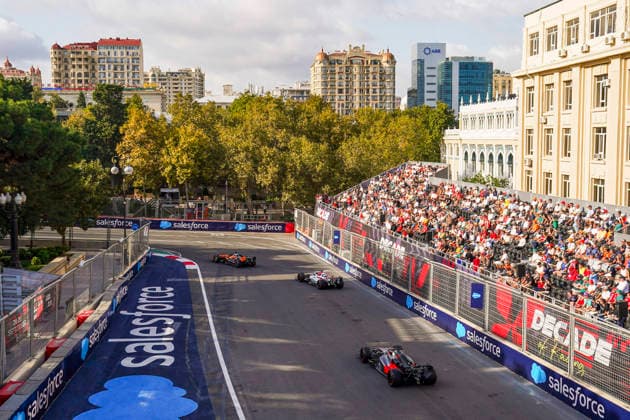 FORMULA 1 AZERBAIJAN GRAND PRIX 2026 Oscar Piastri (AUS) 81 McLaren, Esteban Ocon (FRA) 31 Haas F1 Team and Nico Hulkenberg (GER) 27 Audi F1 Team qualifying during the Formula 1 Qatar Airways Azerbaijan Grand Prix 2026, Round 15 of the 2026 Formula 1 World Championship, WM, Weltmeisterschaft from 24th - 26th September 2026 at the Baku City Circuit, Baku, Azerbaijan. Credit: Robbie Hoad Every Second Media Editorial use only. All images are copyright Every Second Media Limited. No images may be reproduced without prior permission. Copyright: xIMAGO EveryxSecondxMediax ESM-2183-0343 RobbiexHoadx xEveryxSecondxMediax