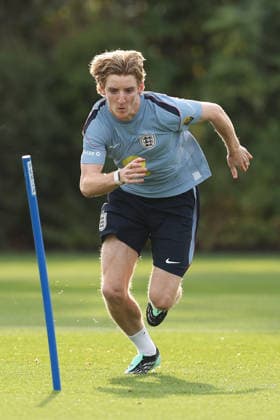 England MD-1 Training, Nations League Anthony Gordon of England during the England MD-1 training session ahead of the 2026 27 UEFA Nations League Group A3 match vs Spain, Tottenham Hotspur Training Ground, Enfield, England on 25 September 2026 Credit: Tiego Grenho Every Second Media Editorial use only. All images are copyright Every Second Media Limited. No images may be reproduced without prior permission. Copyright: xIMAGO EveryxSecondxMediax ESM-2188-0040 TiegoxGrenhox xEveryxSecondxMediax