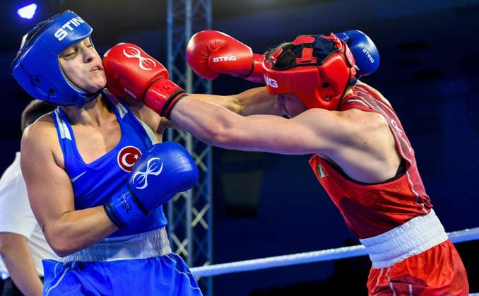 2026 European Boxing Elite Championships, Asics Arena Sports Hall, Sofia, Bulgaria 25 9 2026 Irealnd™s Aoife O™Rourke in action against Turkey s Busra Isildar Aoife O™Rourke in action against Busra Isildar 25 9 2026  Copyright: xx VD5_0187