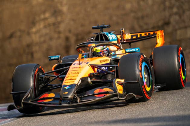 FORMULA 1 AZERBAIJAN GRAND PRIX 2026 Oscar Piastri (AUS) 81 McLaren qualifying during the Formula 1 Qatar Airways Azerbaijan Grand Prix 2026, Round 15 of the 2026 Formula 1 World Championship, WM, Weltmeisterschaft from 24th - 26th September 2026 at the Baku City Circuit, Baku, Azerbaijan. Credit: Robbie Hoad Every Second Media Editorial use only. All images are copyright Every Second Media Limited. No images may be reproduced without prior permission. Copyright: xIMAGO EveryxSecondxMediax ESM-2183-0351 RobbiexHoadx xEveryxSecondxMediax