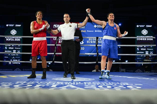 2026 European Boxing Championships SOFIA, BULGARIA - SEPTEMBER 25: Busenaz Surmeneli (R) of Turkiye wins against Chantelle Reid (L) of United Kingdom during the Elite Women s 70kg Final at the 2026 European Elite Boxing Championships at Asics Arena Sports Hall in Sofia, Bulgaria, on September 25, 2026. Artur Widak Anadolu Sofia Bulgaria. Editorial use only. Please get in touch for any other usage.  Copyright: x2026xAnadoluxArturxWidakx