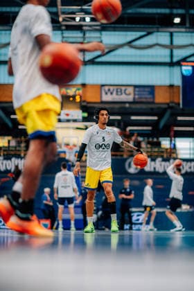 BB-1BL Herren Syntainics MBC - Science City Jena Terrence Edwards Jr. (Science City Jena) waehrend der Saison 2026-2027 zum 2. Spieltag in der 1. EasyCredit Basketball Bundesliga zwischen Syntainics MBC und Science City Jena in der Stadthalle Weissenfels am 25. September 2026 in Weissenfels, Sachsen Anhalt, Deutschland