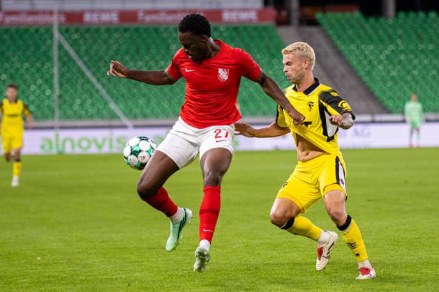 (L-R) Donald Nduka (TSV Havelse, 27) im Zweikampf mit Tom Geerkens (SC Fortuna Koeln, 06) GER, TSV Havelse vs. SC Fortuna Koeln, Fussball, 3. Liga, 7. Spieltag, Spielzeit 2026 2027, 25.09.2026 DFL Regulations prohibit any use of photographers as image sequences and or quasi-video. GER, TSV Havelse vs. SC Fortuna Koeln, Fussball, 3. Liga, 7. Spieltag, Spielzeit 2026 2027, 25.09.2026 Hannover Copyright: xEibner-Pressefoto JanxRollingerx EP_JSK