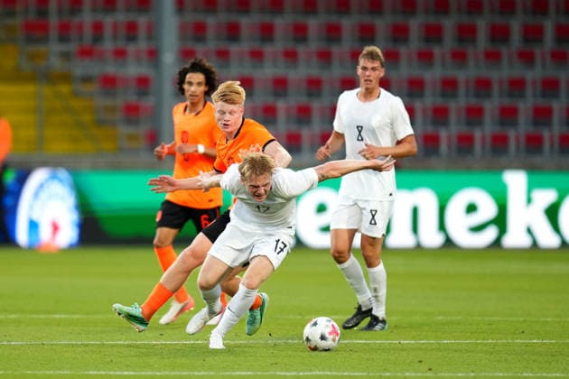 European Championship, EM, Europameisterschaft Qualifier: The Netherlands U21, U 21 v Norway U21 Deventer - Kees Smit of The Netherlands U21, Runar Norheim of Norway U21 during matchday 10 of the 2026 2027 European Championship Qualifier. The match is set between The Netherlands U21 and Norway U21 at De Adelaarshorst on 25 September 2026 in Deventer, Netherlands. (Hero Images Yannick Verhoeven) Copyright: xYannickxVerhoevenx